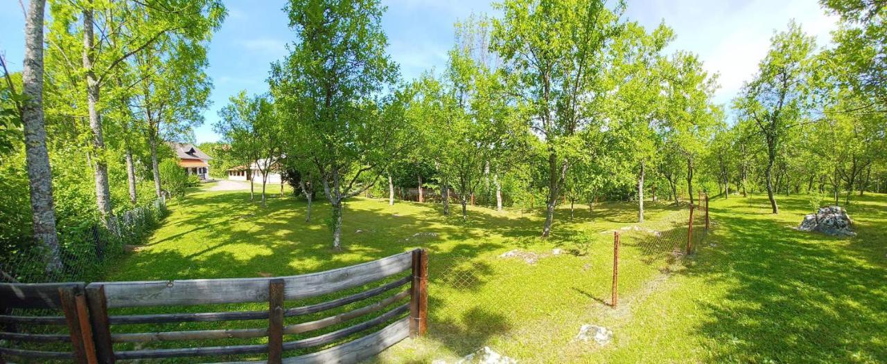 Apartman Marica Rakovica Exterior foto